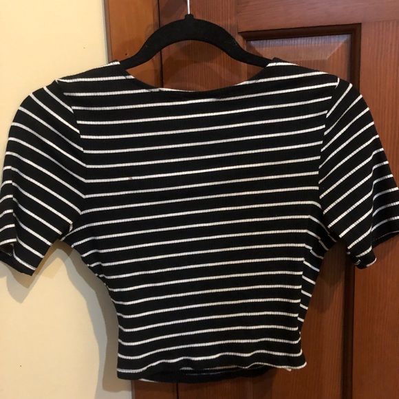 Nollie crop top - Picture 2 of 3